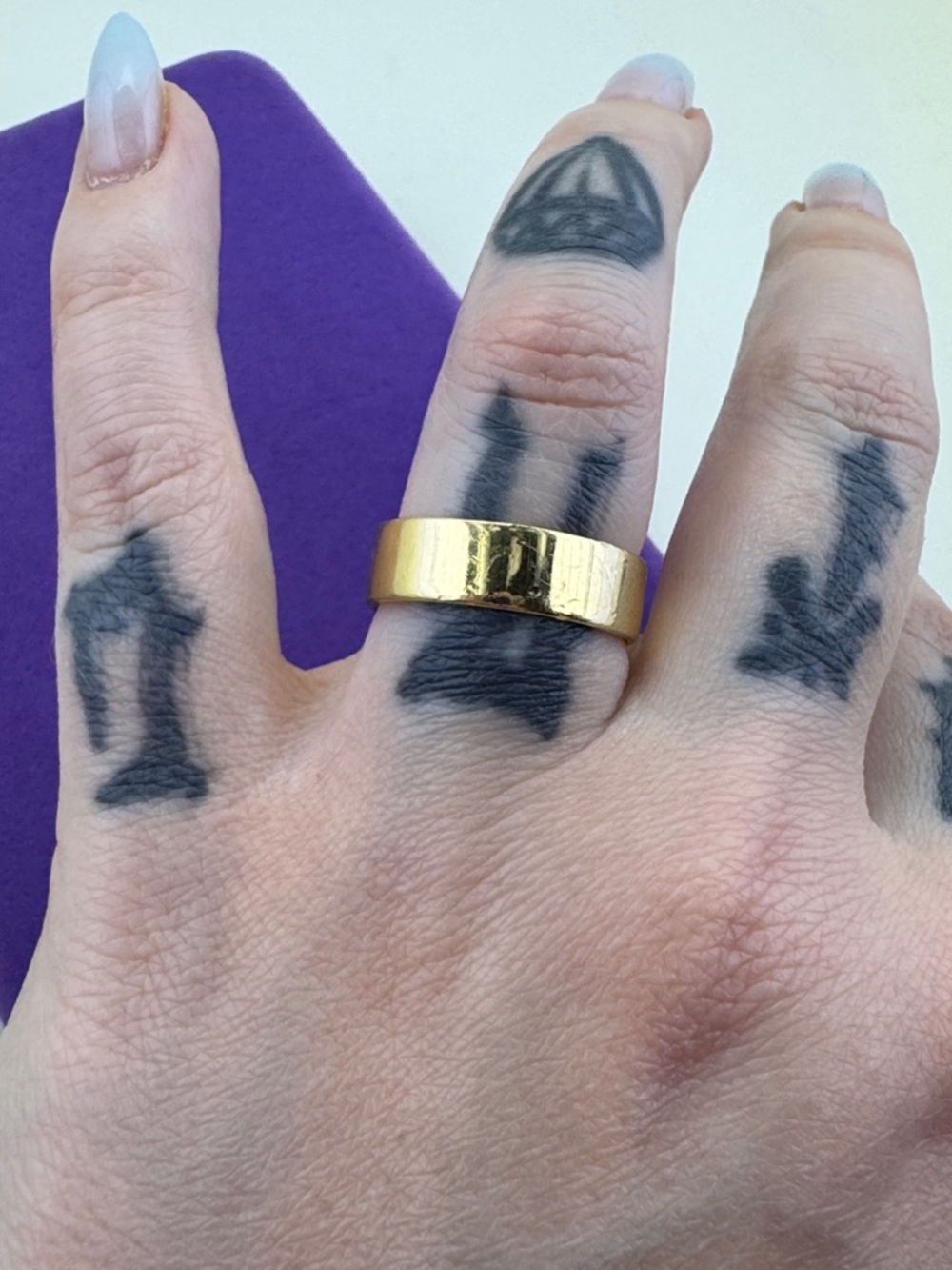 Mejuri Gold Wide Band Ring - Picture 4 of 9